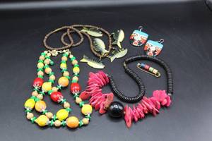 lot 2635 image: Lot of Vintage Hand Painted Wooden Jewelry, Fruit and Fish Necklaces, Earrings, Tribal Faces