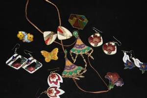 lot 2641 image: Large Lot Enamel Cloisonne Jewelry Earrings and Pendants