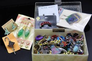 lot 2646 image: Large Variety Lot of Vintage Jewelry and Vintage Jewelry Box-  Silver, Turquoise, Enamel, Rhinestones, Feathers, Nine West, Vintage Claires and more