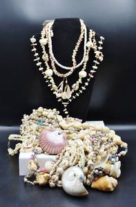 lot 151 image: Large Lot 14 Shell Necklaces - Including Puka Shell Necklaces