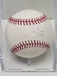 lot 1237 image: Alex Gordon Autographed Rawlings Official Major League Baseball w COA