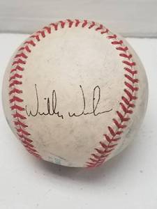 lot 1249 image: Willie Wilson Autographed Rawlings Official American League Baseball