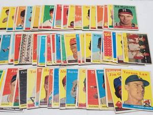 lot 1215 image: 1958 Topps Lot of 70 Cards w Eddie Mathews & Jackie Jensen