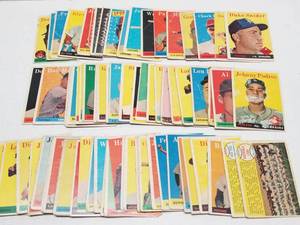 lot 1216 image: 1958 Topps Lot of 70 Cards w Duke Snider & Johnny Podres