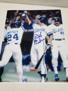 lot 1264 image: Buddy Biancalana Autographed 8.5x11 Photo Kansas City Royals w COA