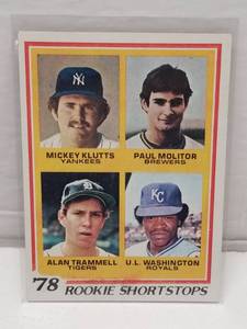 lot 1279 image: 1978 Topps Paul Molitor & Alan Trammell #707 Rookie Card