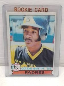 lot 1280 image: 1979 Topps Ozzie Smith #116 Rookie Card