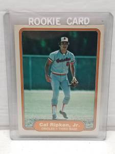 lot 1281 image: 1982 Fleer Cal Ripken Jr. #176 Rookie Card Baltimore Orioles