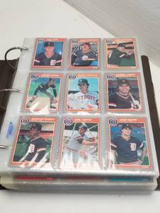 lot 1296 image: 1985 Fleer Baseball Complete 660 Card Set w Kirby Puckett & Roger Clemens Rookie