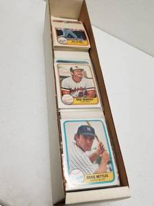 lot 1302 image: 1981 Fleer Baseball Complete 660-Card Set w Errors