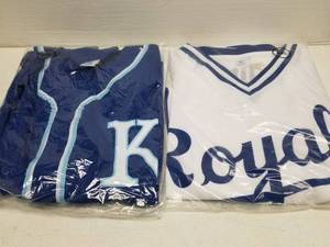 lot 1334 image: Kansas City Royals Jersey Lot 2019 Kauffman SGA Size XL