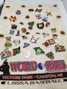 lot 1338 image: 2003 USSSA World Series Baseball Pin Lot