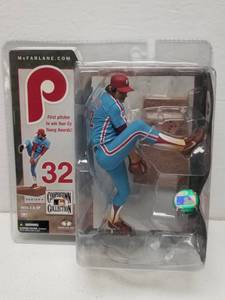 lot 1344 image: Steve Carlton Philadelphia Phillies McFarlane Action Figure Cooperstown Collection
