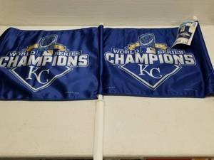 lot 1384 image: Kansas City Royals 2015 World Series Champions Car Flags Lot of 2