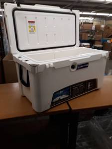 lot 24203 image: BIG FRIG 75 Qt MOLDED COOLER