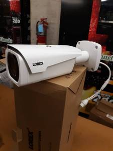 lot 24213 image: Lorex Lnb8963b 4k 8mp 4x Optical Zoom Ip Bullet Camera