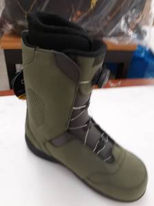 lot 24251 image: RIDE SNOWBOARD CO BOOTS
