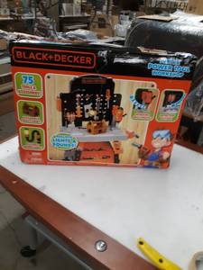 lot 24253 image: BLACK & DECKER JR. POWER TOOL WORKSHOP