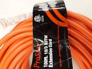 lot 24300 image: POWER CORD