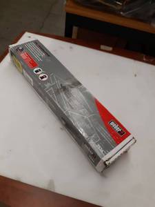 lot 24317 image: WEBER FLAVORIZER SET