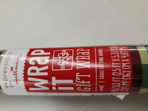 lot 24394 image: HALLMARK CHRISTMAS WRAPPING PAPER LOT