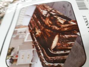 lot 24401 image: Wild Animal Deer Print Blanket , Tv, Cabin, Couch,plush,warm, Bedcover Throw , ,