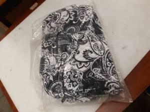 lot 24436 image: Vera Bradley Weekender Travel Bag
