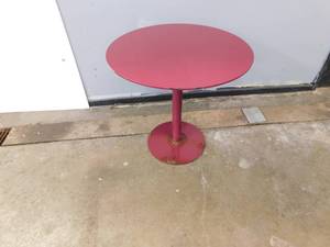 lot 2284 image: Outdoor Heavy Metal Table
