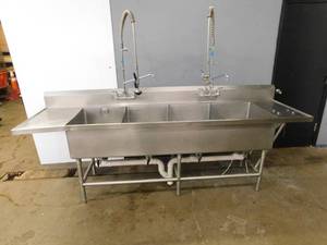 lot 2288 image: 4 Bay Sink wDrainboards, Faucet and 2 Spray Downs