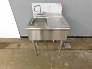 lot 2256 image: Omniteam Under Bar Sink wDrying Rack