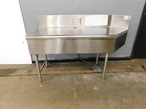 lot 2259 image: Omniteam Under Bar Work Table wOutlets