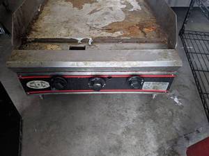 lot 501 image: Flat Top Grill