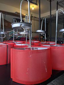 lot 523 image: (7) Pendant Lights