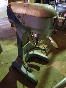 lot 540 image: Hobart Mixer A-200