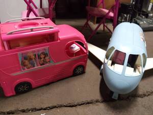 lot 5808 image: Barbie RV and Barbie Airplane