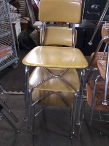 lot 5819 image: Lot of 3 Tan and Chrome Chairs