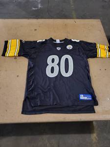lot 7765 image: Burress NFL Jersey Sz L