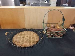 lot 7694 image: Metal Baskets and Wicker Lot