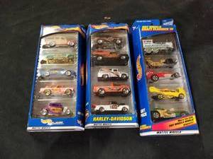 lot 7713 image: Hot Wheels 5 pks - Harley-Davidson, Crazy Classics III�