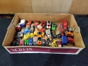 lot 7716 image: Box of Toy Cars