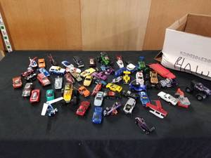 lot 7718 image: Toy Cars Lot