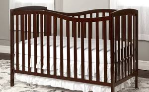 lot 6470 image: Dream on me 7 in 1 convertible crib