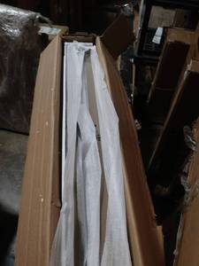 lot 6531 image: MECOLOR-Office and School Locker Organizer Metal Storage Locker Cabinet for Workers Students and Home (White)