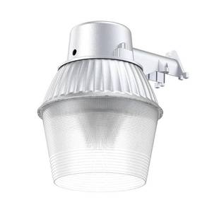 lot 4910 image: Commercial Electric High-Performance 65-Watt Fluorescent Area Light and Flood Light, 2800 Lumens, Dusk to Dawn Outdoor Light