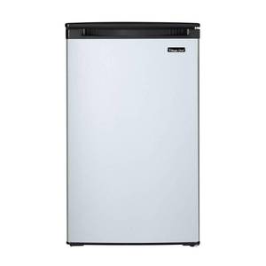 lot 4925 image: Magic Chef 4.4 cu. ft. Mini Fridge with Freezerless Design in Stainless Steel, Silver