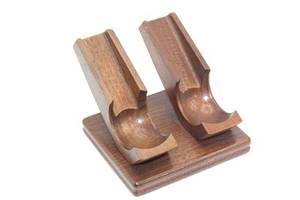 lot 1978 image: BEAUTIFUL VINTAGE ESTATE WOODEN DOUBLE PIPE HOLDER STAND