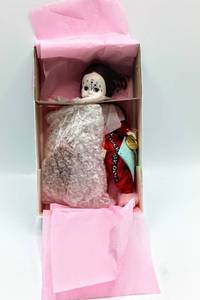 lot 2372 image: Madame Alexander Official Collectors Series Hickory Dickory Dock Doll NRFB