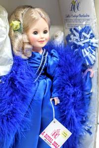 lot 2396 image: Royal House of Dolls #R85-2550 Shannon Limited Edition 02372000  Dallas Cowboy Cheerleader In Formal Attire