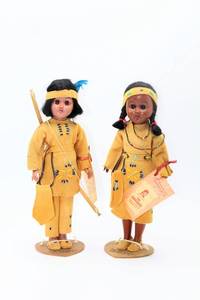 lot 2424 image: Vintage GENUINE DEERSKIN Pair of Native American Indian 11 T Dolls Made by THE CHEROKEES QUALLA RESERVATION Cherokee, NC