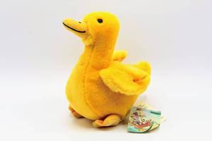 lot 2408 image: 2002 STEIFF DUCK MOVI  8 Tall German Plush 075940
